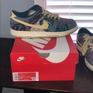 Nike dunk Low ‘Community Garden’ Size 10.5